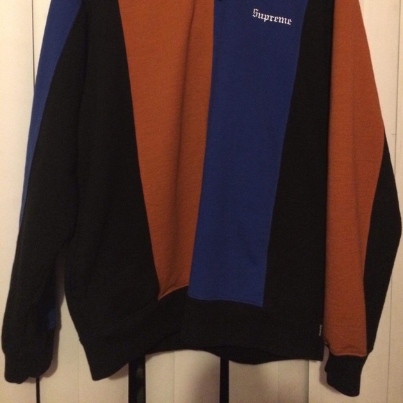 Supreme Hoodie - Picture 4 of 4